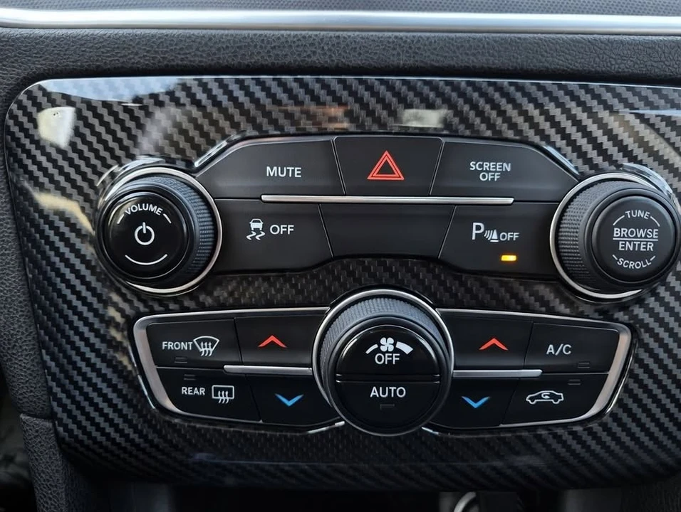 2017 Dodge Charger 7th Gen - Image 13 of 20