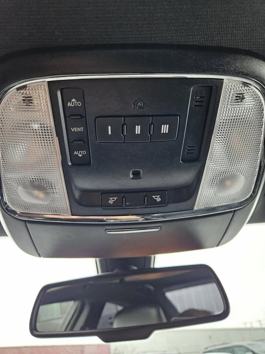 2017 Dodge Charger 7th Gen - Image 6 of 8