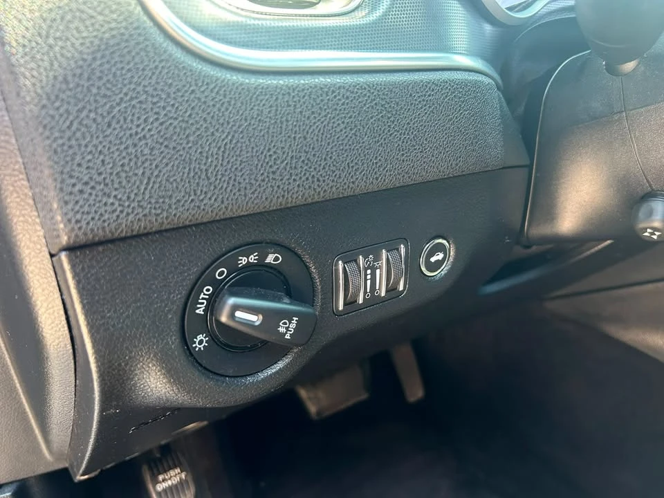 2017 Dodge Charger 7th Gen - Image 15 of 19