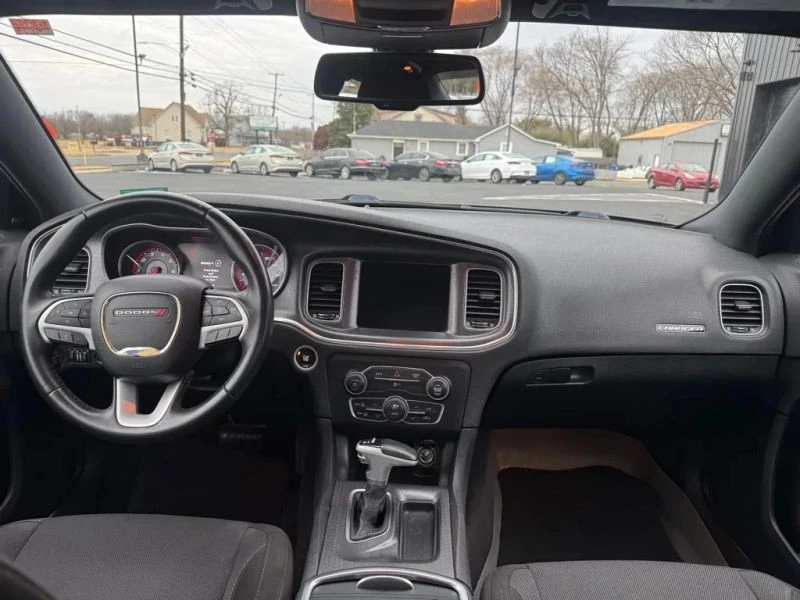 2017 Dodge Charger 7th Gen - Image 9 of 11