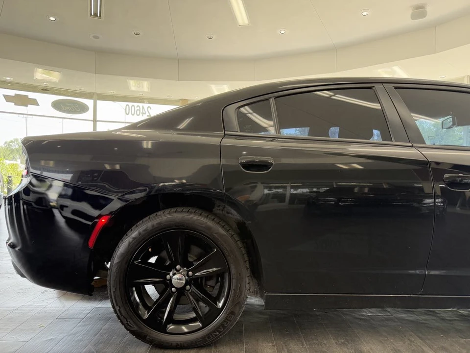 2017 Dodge Charger 7th Gen - Image 11 of 12