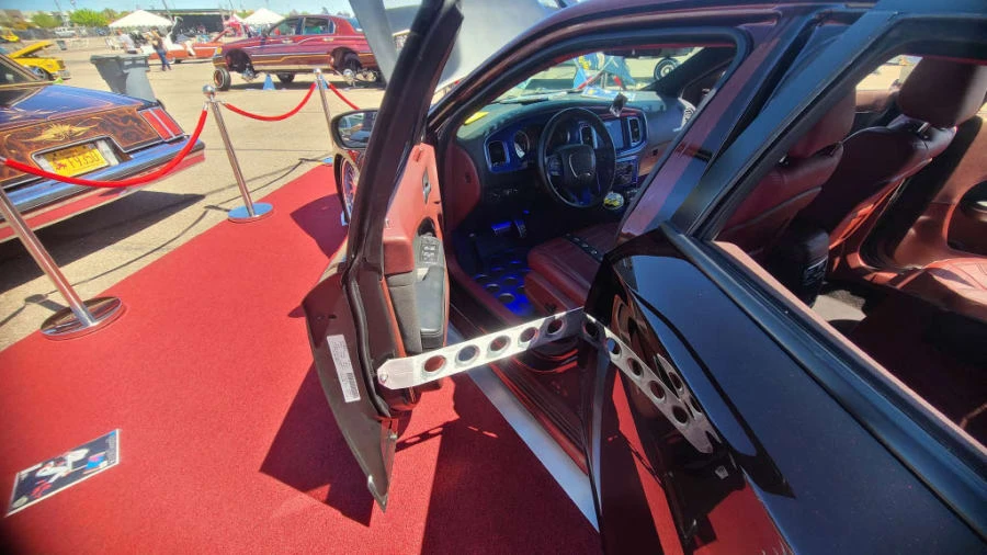 2017 Dodge Charger 7th Gen - Image 9 of 14
