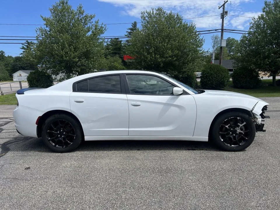 2017 Dodge Charger 7th Gen - Image 2 of 12