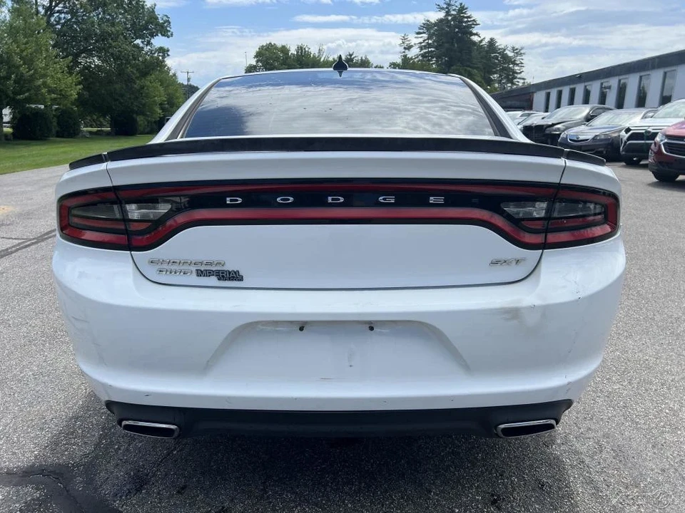 2017 Dodge Charger 7th Gen - Image 4 of 12