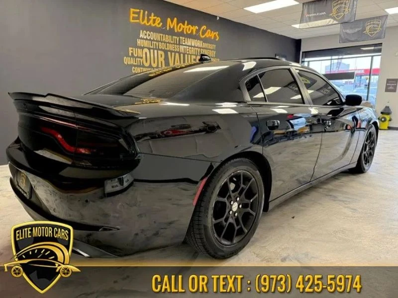 2017 Dodge Charger 7th Gen - Image 5 of 12