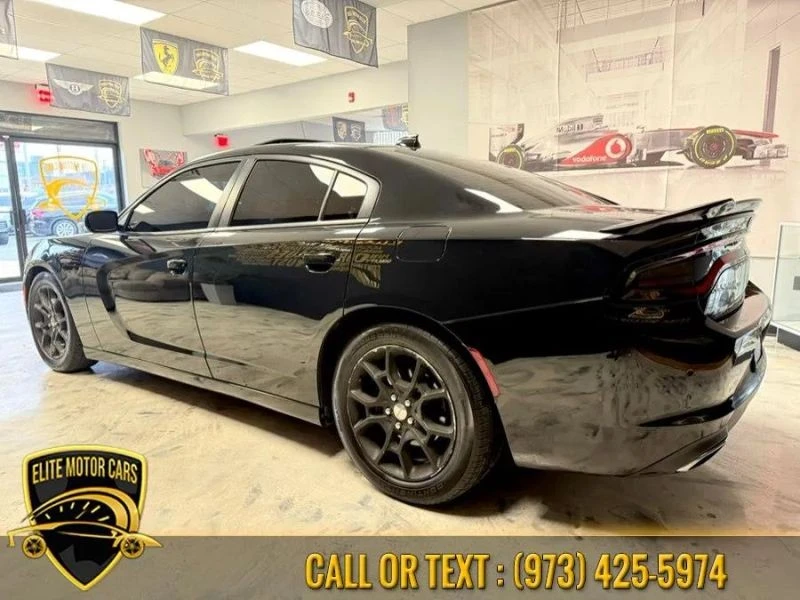 2017 Dodge Charger 7th Gen - Image 6 of 12