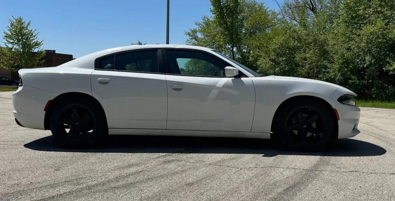 2017 Dodge Charger 7th Gen - Image 4 of 12