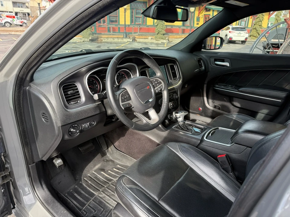 2017 Dodge Charger 7th Gen - Image 10 of 12