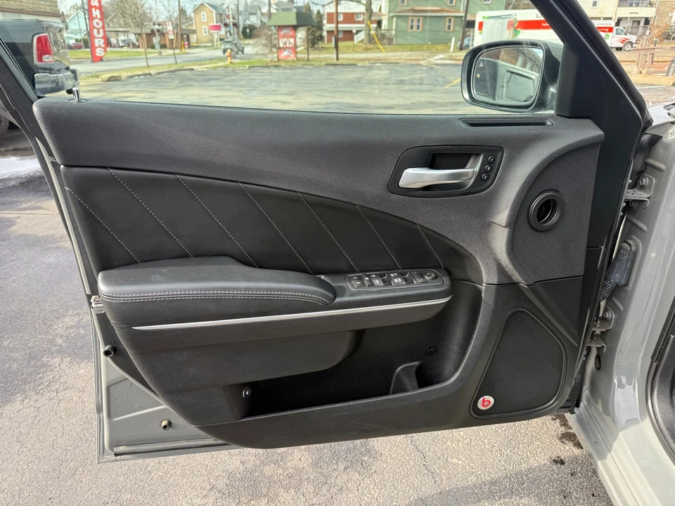 2017 Dodge Charger 7th Gen - Image 12 of 12