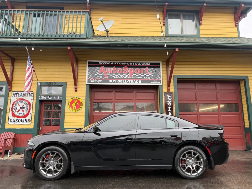 2017 Dodge Charger 7th Gen - Image 9 of 12