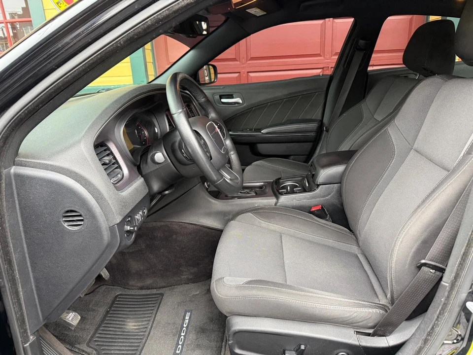2017 Dodge Charger 7th Gen - Image 10 of 12