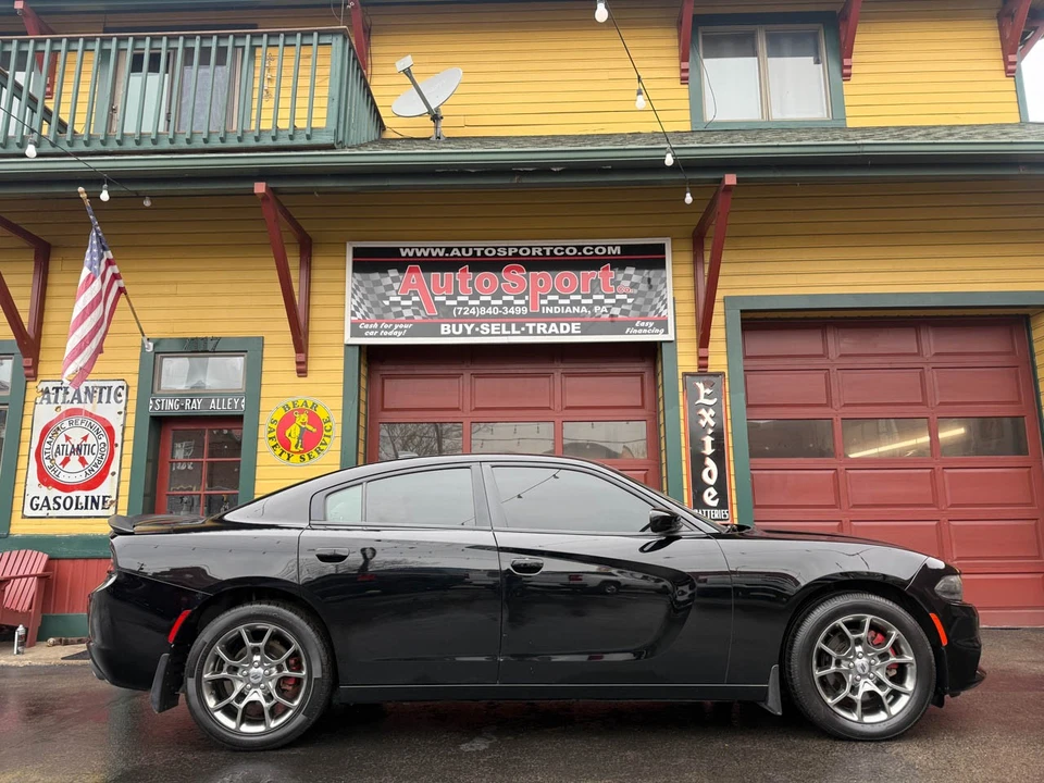 2017 Dodge Charger 7th Gen - Image 3 of 12