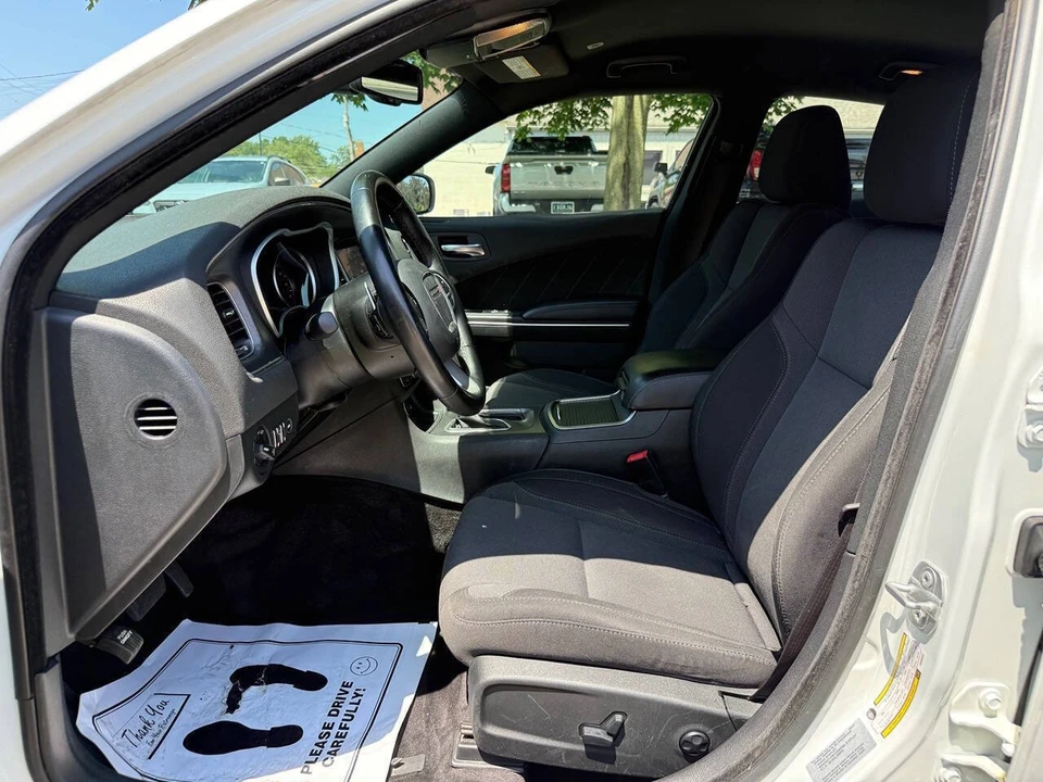 2017 Dodge Charger 7th Gen - Image 28 of 31