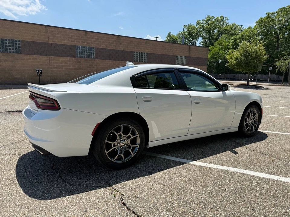 2017 Dodge Charger 7th Gen - Image 9 of 31