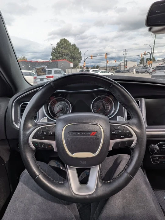 2017 Dodge Charger 7th Gen - Image 14 of 17