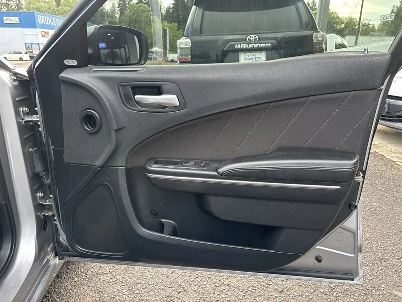 2017 Dodge Charger 7th Gen - Image 16 of 20