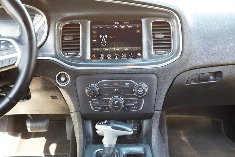 2017 Dodge Charger 7th Gen - Image 5 of 8