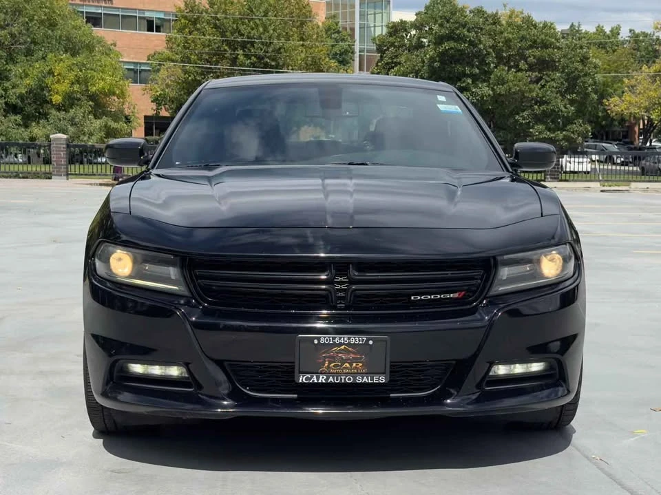 2017 Dodge Charger 7th Gen - Image 2 of 12