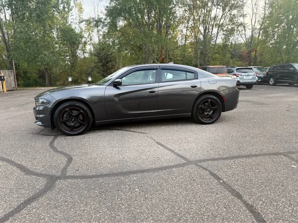 2017 Dodge Charger 7th Gen - Image 4 of 18
