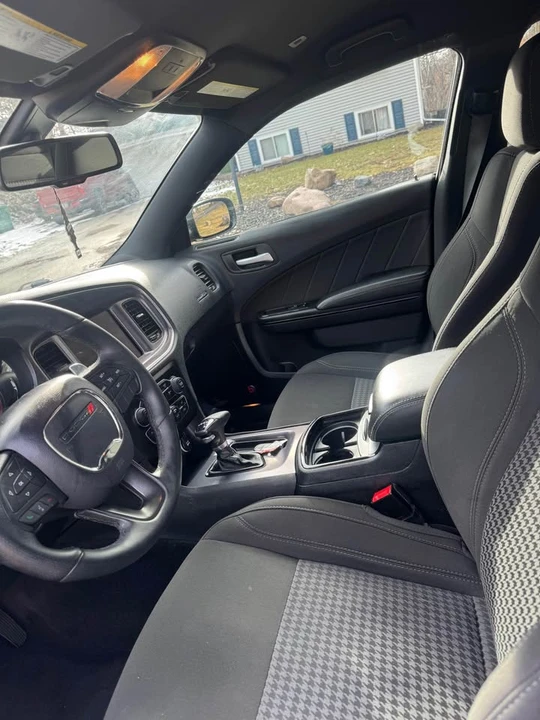 2017 Dodge Charger 7th Gen - Image 8 of 17