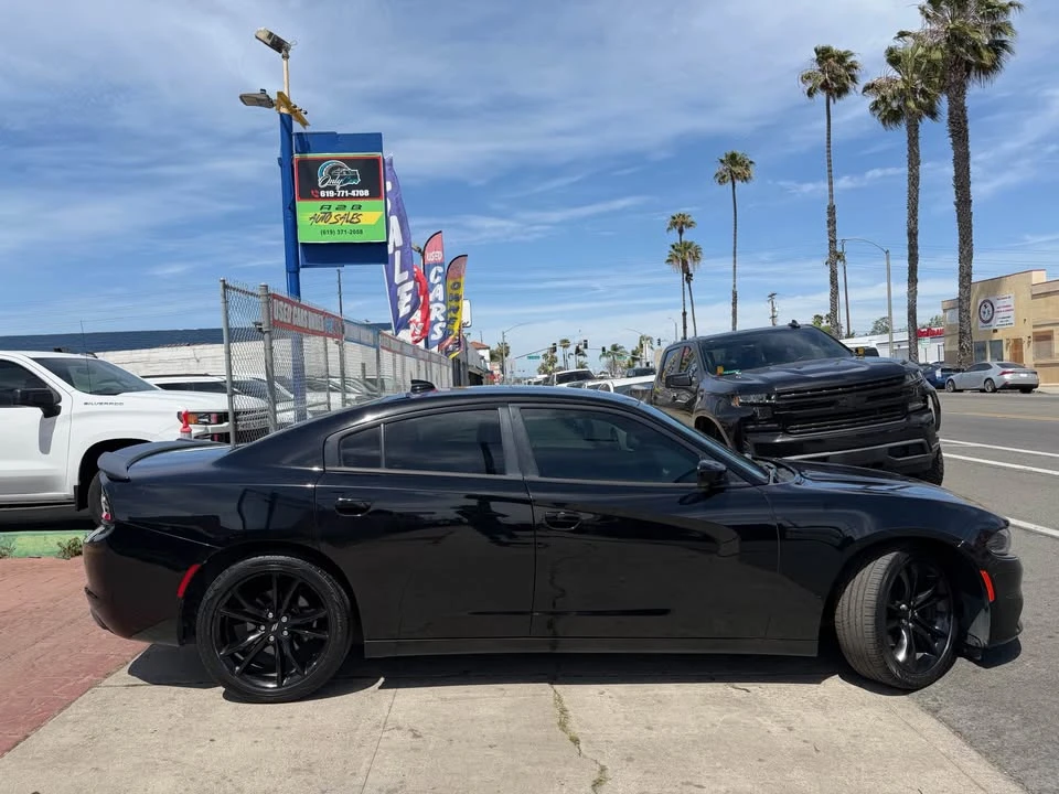 2017 Dodge Charger 7th Gen - Image 8 of 20