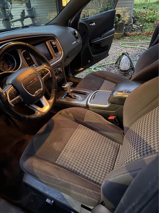 2017 Dodge Charger 7th Gen - Image 2 of 8