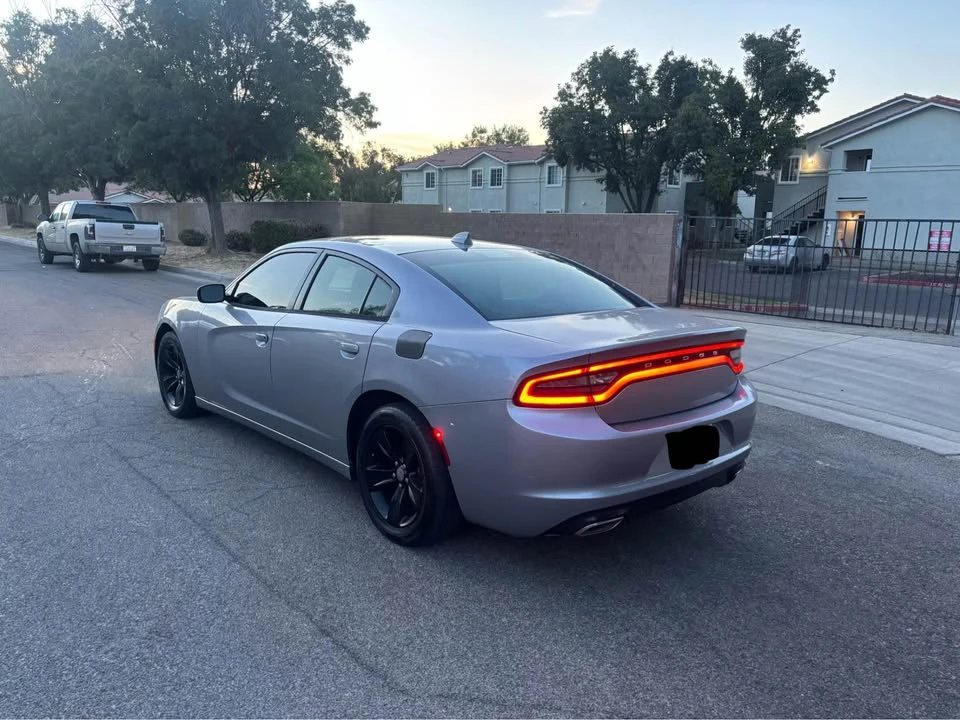 2017 Dodge Charger 7th Gen - Image 3 of 14