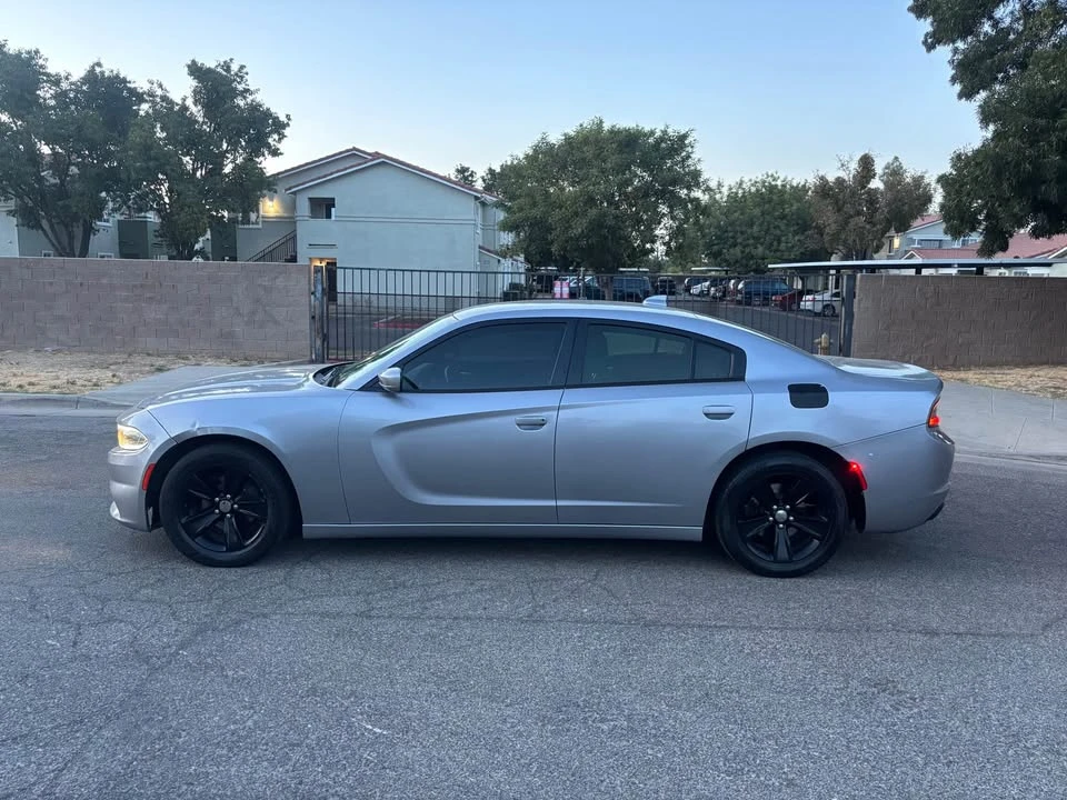 2017 Dodge Charger 7th Gen - Image 2 of 14