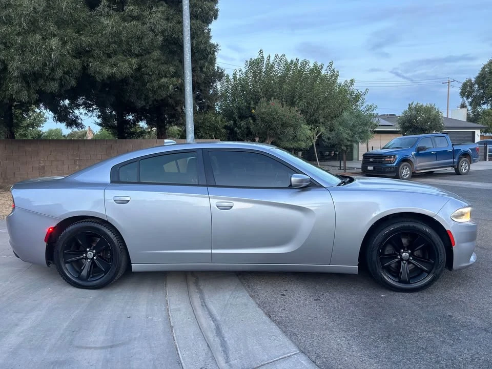 2017 Dodge Charger 7th Gen - Image 3 of 15