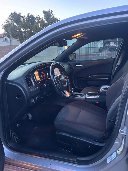 2017 Dodge Charger 7th Gen - Image 12 of 14
