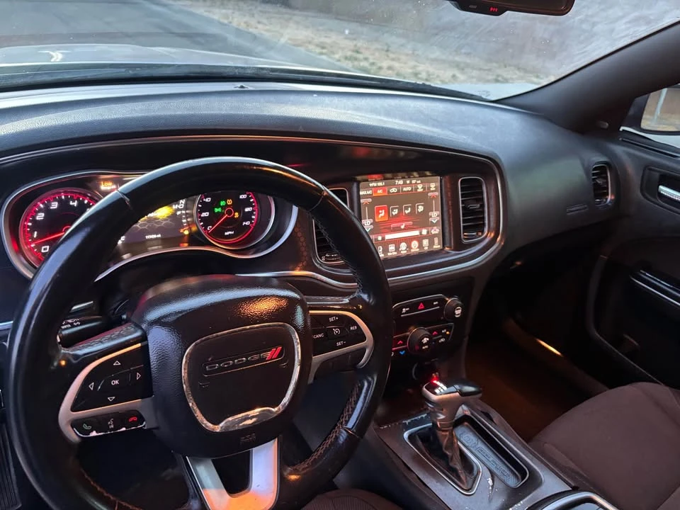 2017 Dodge Charger 7th Gen - Image 9 of 15