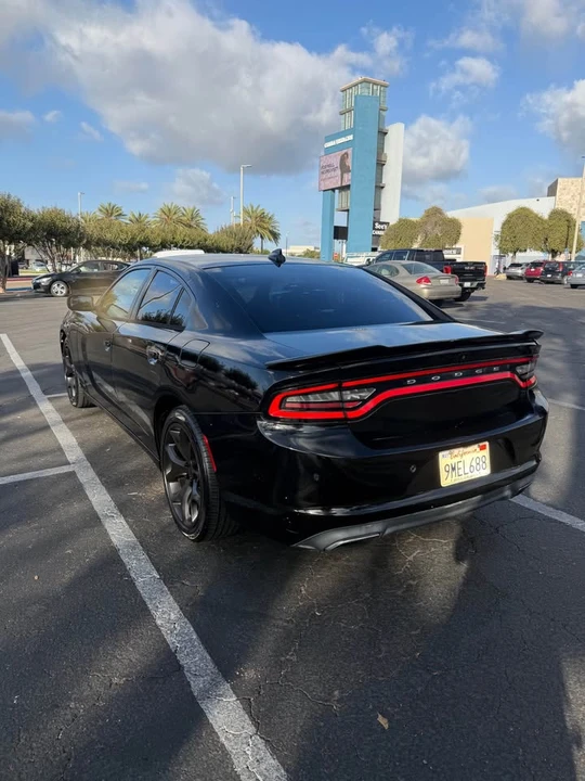 2017 Dodge Charger 7th Gen - Image 3 of 14