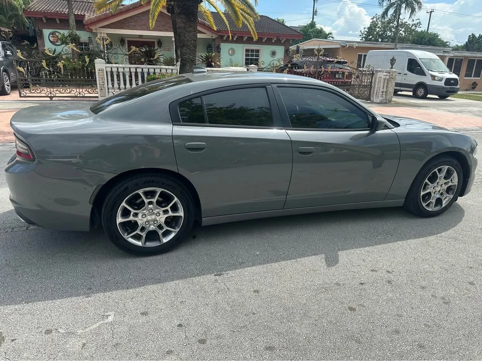2017 Dodge Charger 7th Gen - Image 5 of 10