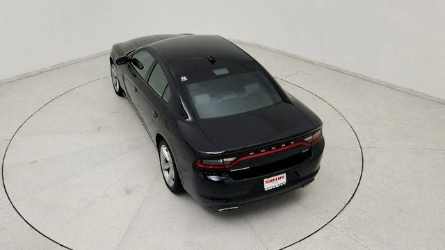 2017 Dodge Charger 7th Gen - Image 16 of 18