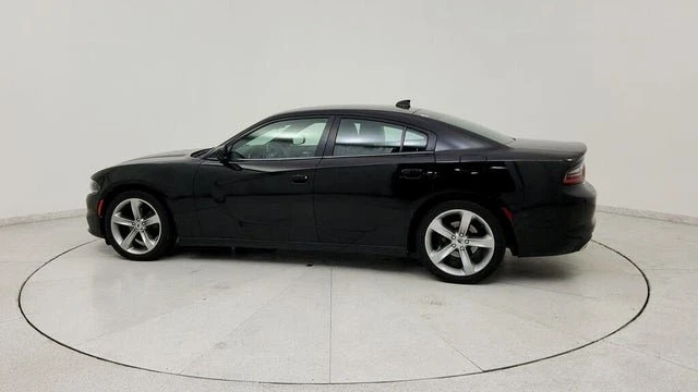 2017 Dodge Charger 7th Gen - Image 4 of 18
