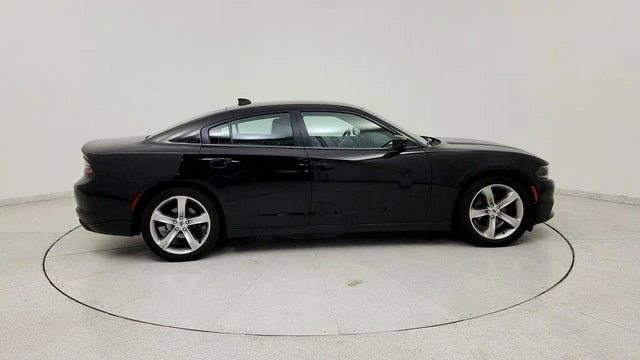 2017 Dodge Charger 7th Gen - Image 7 of 18
