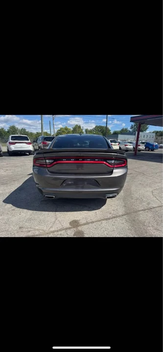 2017 Dodge Charger 7th Gen - Image 8 of 12