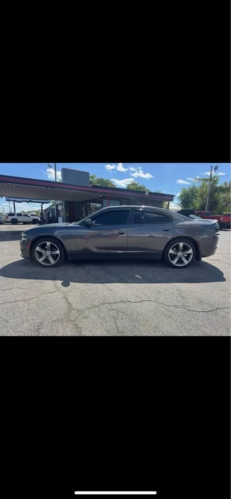 2017 Dodge Charger 7th Gen - Image 2 of 12
