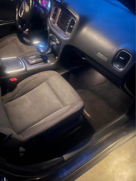 2017 Dodge Charger 7th Gen - Image 3 of 5