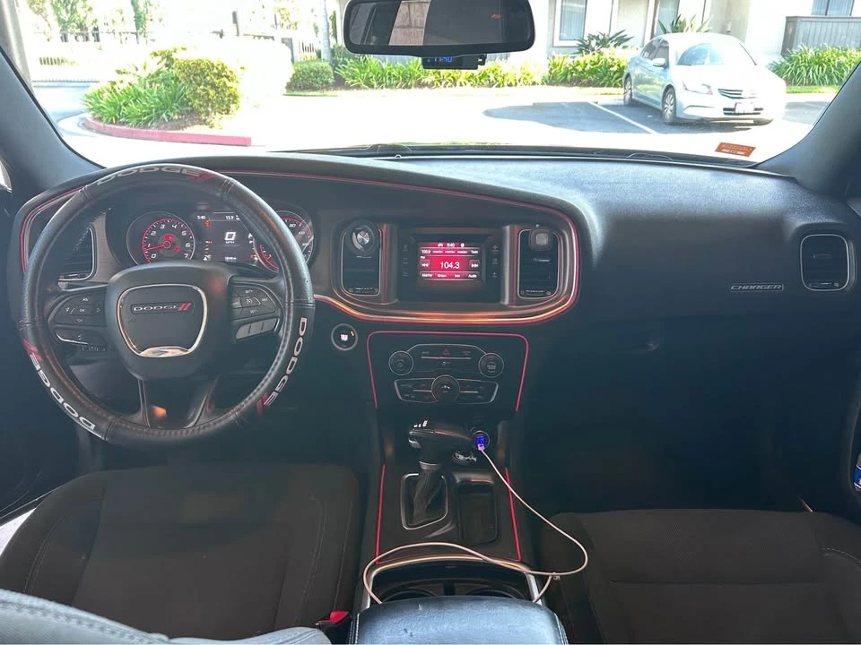 2017 Dodge Charger 7th Gen - Image 11 of 12