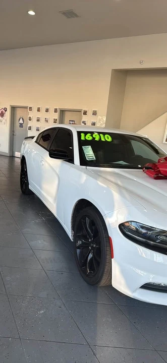 2017 Dodge Charger 7th Gen - Image 2 of 7