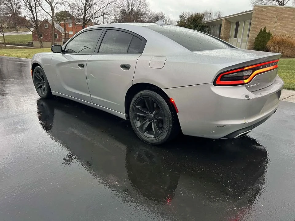 2017 Dodge Charger 7th Gen - Image 5 of 11