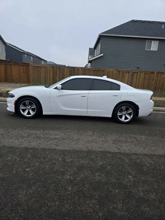 2017 Dodge Charger 7th Gen - Image 8 of 11