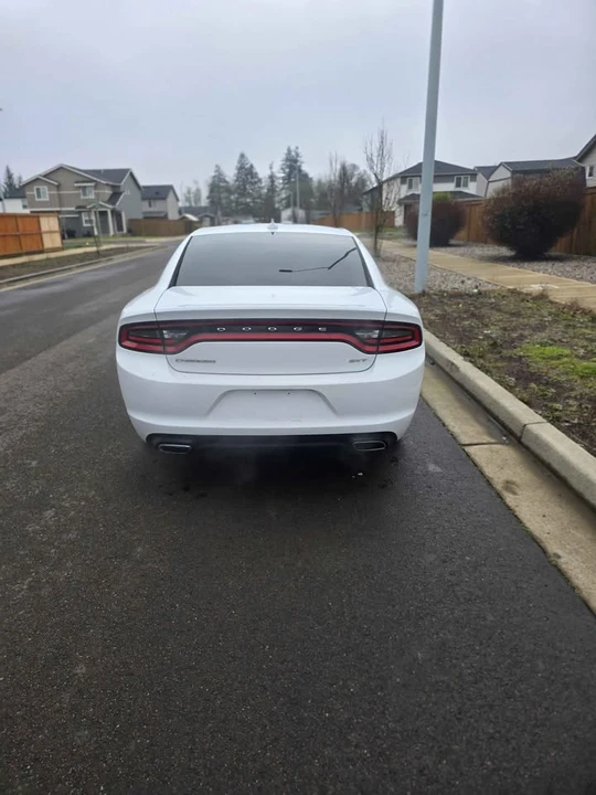 2017 Dodge Charger 7th Gen - Image 6 of 11