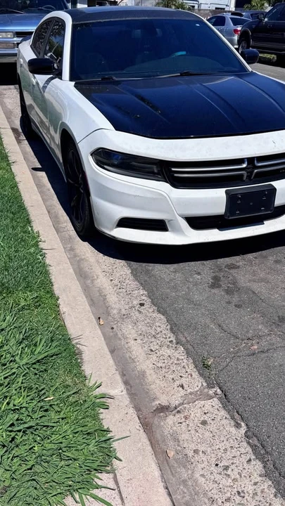 2017 Dodge Charger - Image 2 of 6