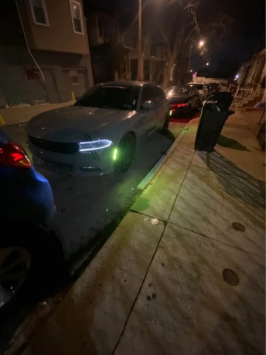 2017 Dodge Charger - Image 3 of 8