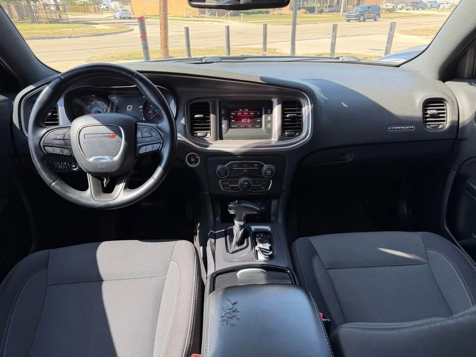 2017 Dodge Charger 7th Gen - Image 9 of 16