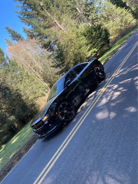 2017 Dodge Charger 7th Gen - Image 3 of 9