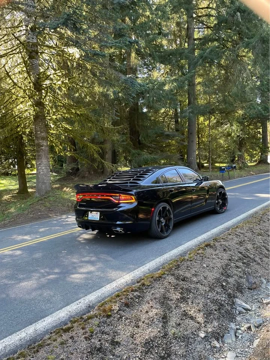 2017 Dodge Charger 7th Gen - Image 6 of 9