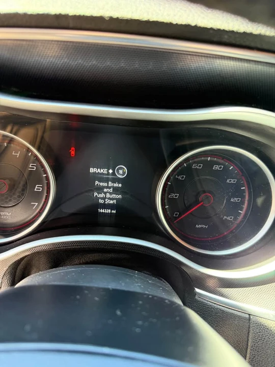 2017 Dodge Charger 7th Gen - Image 6 of 9
